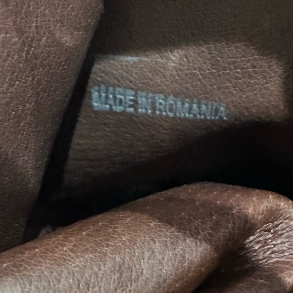 1937 Footwear Brown Over the Knee Suede Boots with Timeless Style - Picture 11 of 14